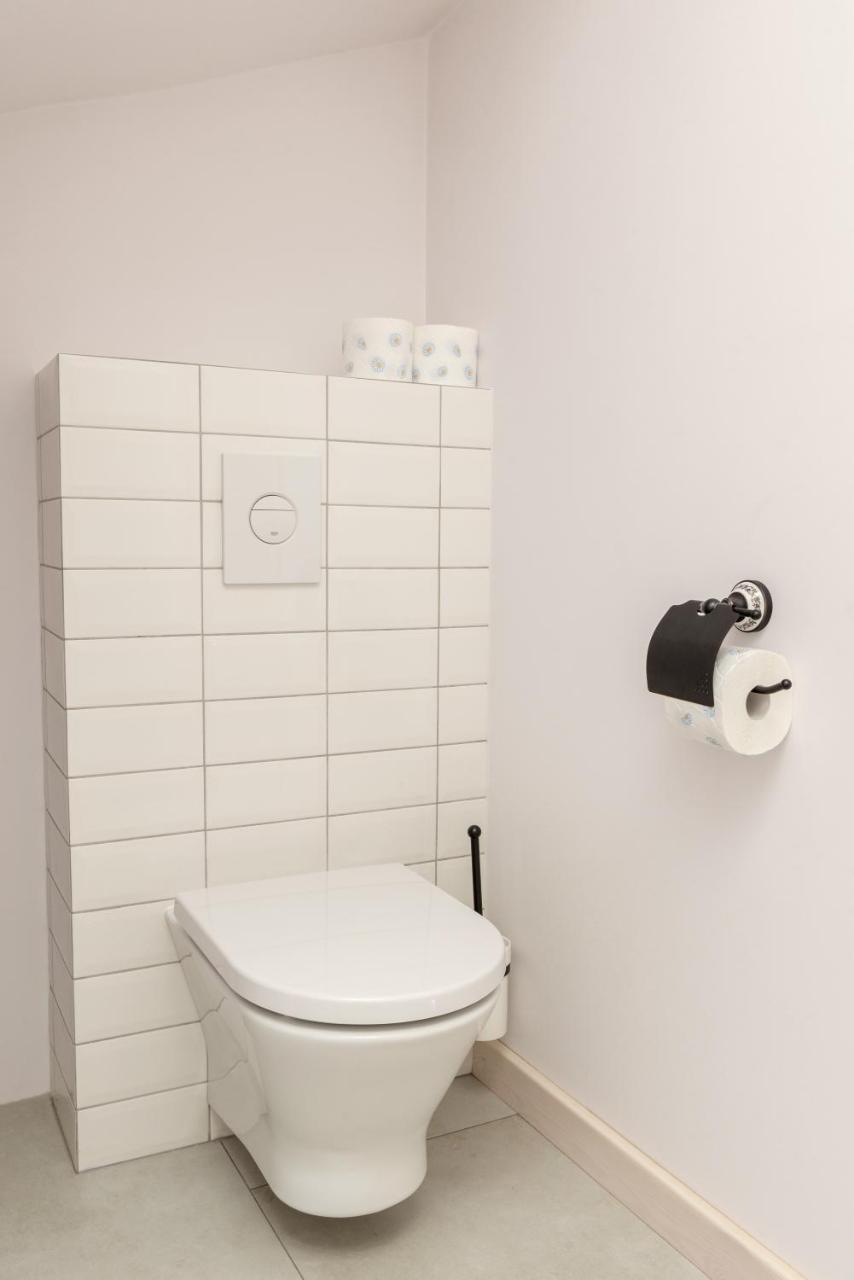 Malinowe Wzgórze domki 90 m2 z sauną i balią Krzeszna Exterior foto